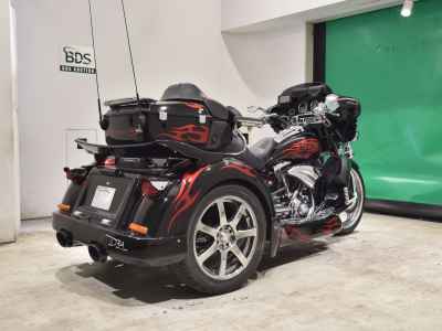 Harley-Davidson FLHTCU1580 Trike 2006