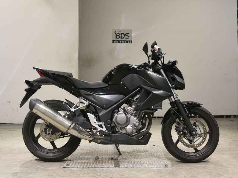 Honda CB250F 2015