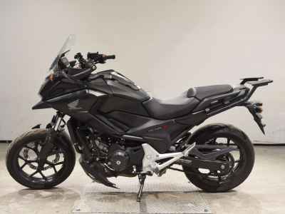 Honda NC750X 2016