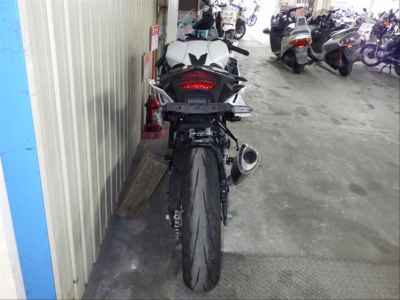 Honda CBR250RR 2023