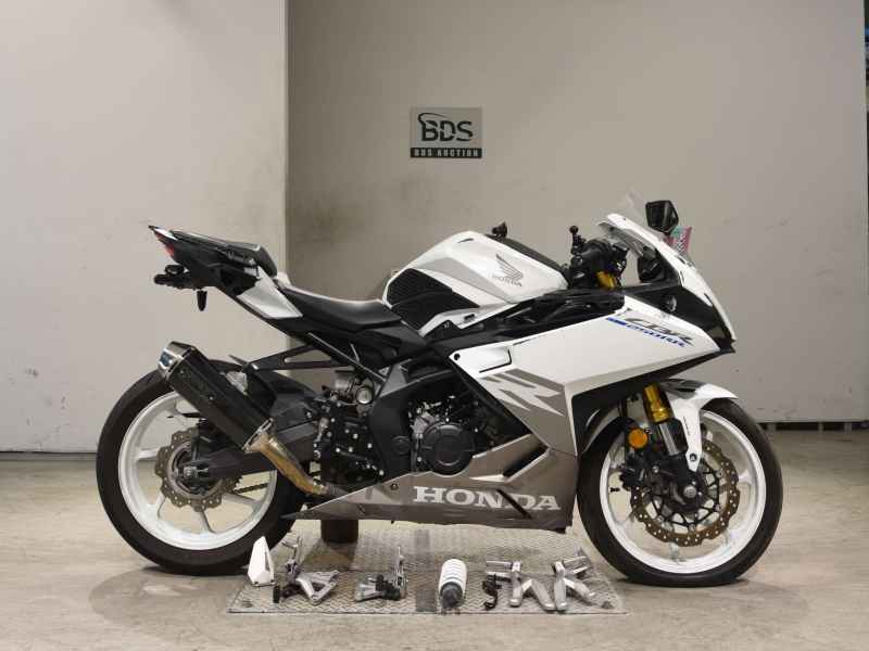 Honda CBR250RR 2023