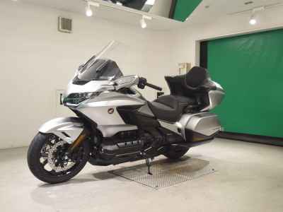 Honda GL1800 Gold Wing Tour DCT 2025