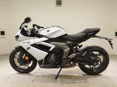 Triumph Daytona 660 2024