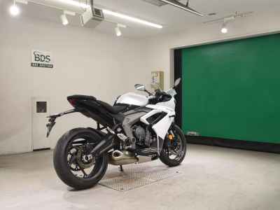 Triumph Daytona 660 2024