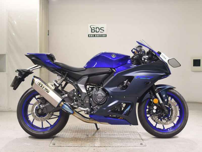 Yamaha YZF-R7 2025