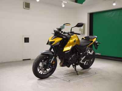 Honda CB750 2025