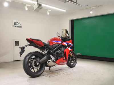 Honda CBR650F 2025