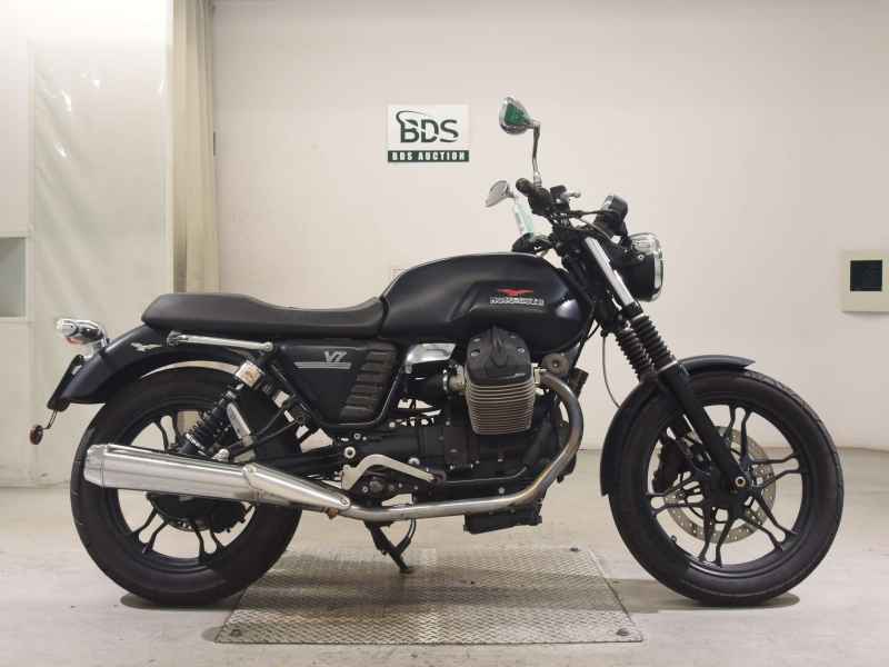 Moto Guzzi V7 Stone 2014