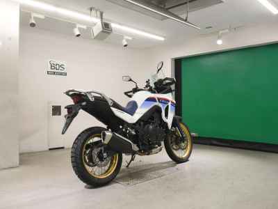 Honda Transalp 750 2023