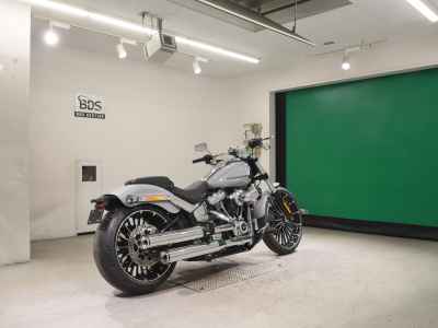 Harley-Davidson Breakout FXBR1920 2025