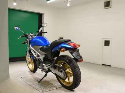Honda VTR250 2011