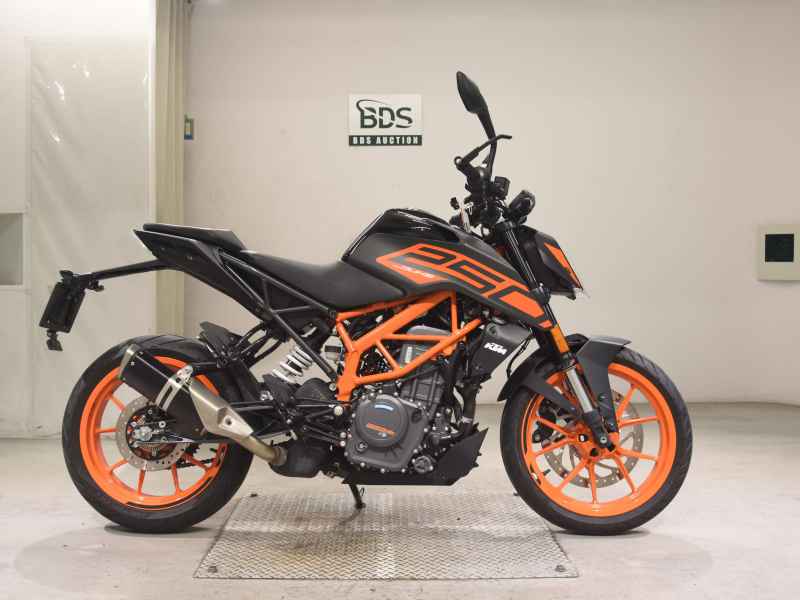 KTM 250 Duke 2021