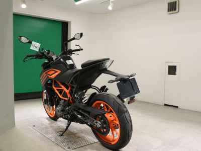KTM 250 Duke 2021
