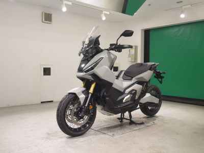Honda X-Adv 750 2025