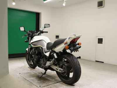 Honda CB400SFV 2010
