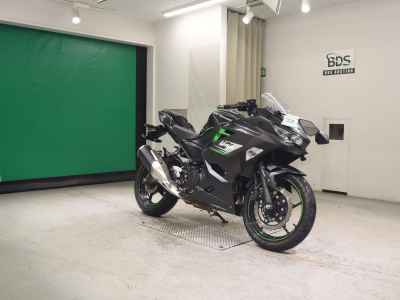 Kawasaki Ninja 250 2024