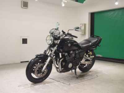 Yamaha XJR400 2006