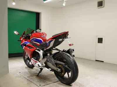 Yamaha CBR250RR