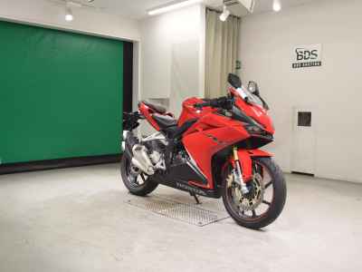 Honda CBR250RR 2019