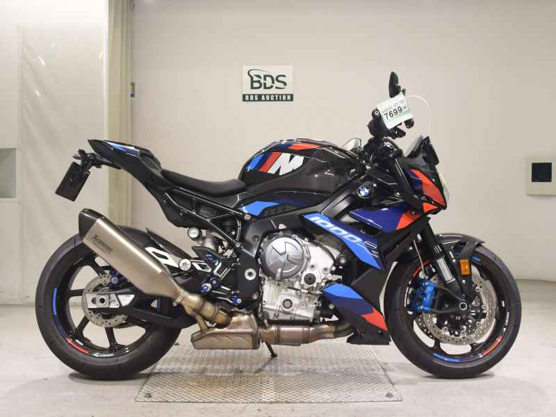 BMW M1000R 2023