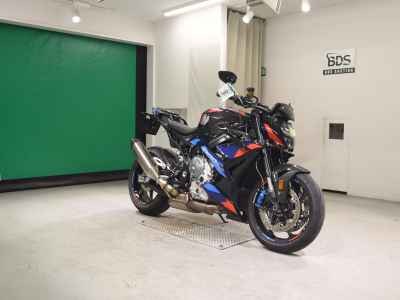 BMW M1000R 2023