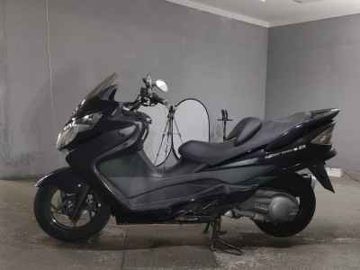 Suzuki Skywave 250S