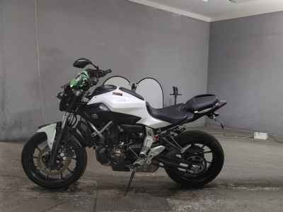 Yamaha MT-07 2015