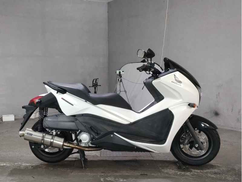 Honda Faze 2011