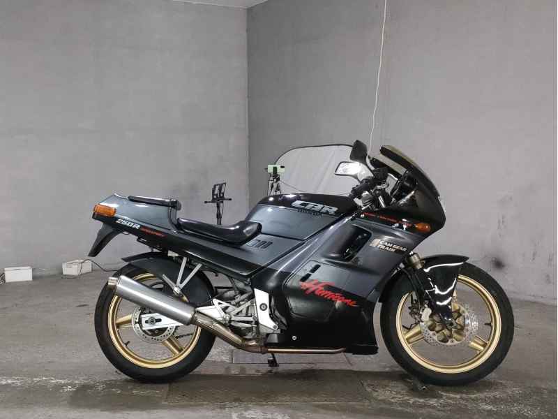 Honda CBR250R