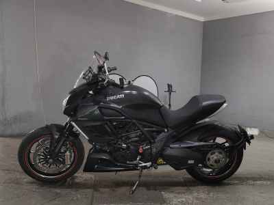 Ducati Diavel Carbon 2011