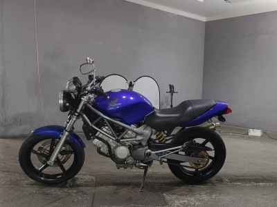 Honda VTR250 2005