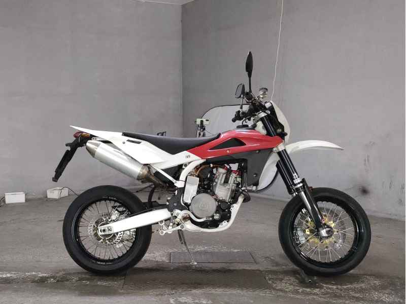 Husqvarna SM450R 2011
