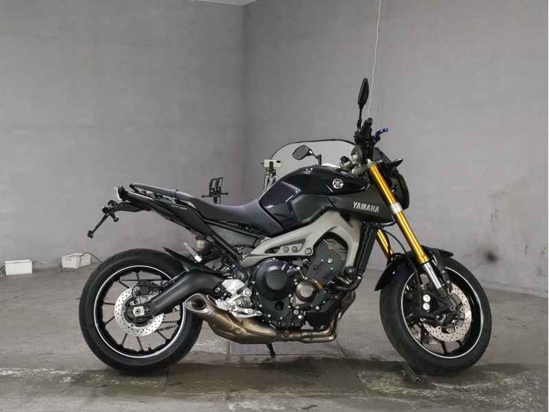 Yamaha MT-09 2015