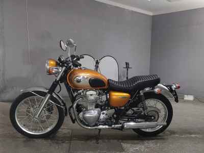 Kawasaki W800 2011