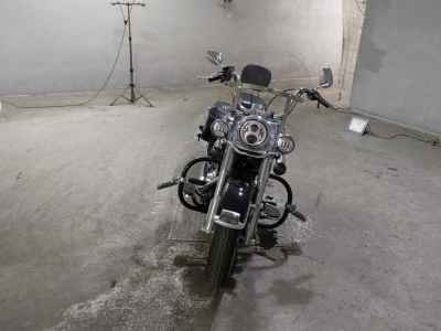 Harley-Davidson FLSTC1580 2015