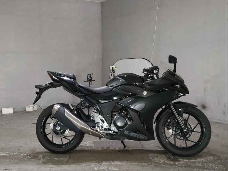 Suzuki GSX250R