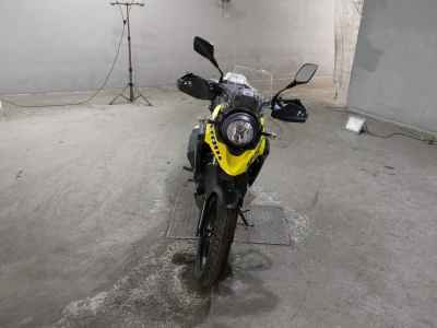 Suzuki V-Strom 250