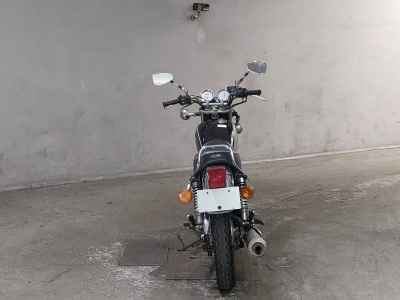 Yamaha SR400 2010