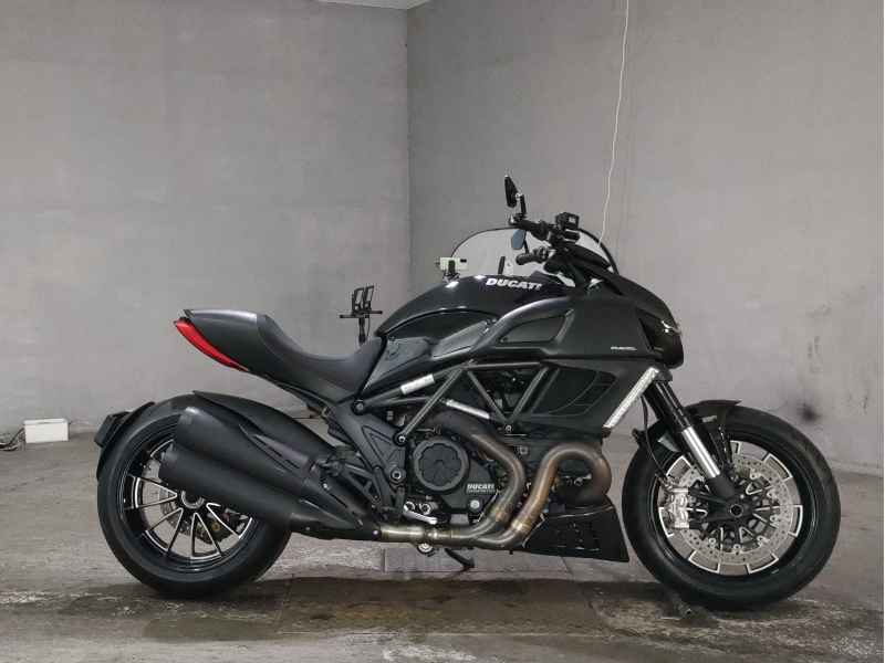 Ducati Diavel 2012
