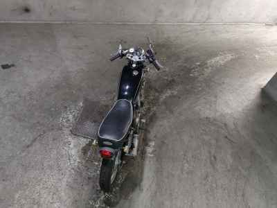 Yamaha SR400