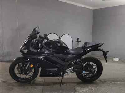 Yamaha YZF-R25