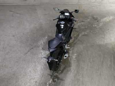 Yamaha YZF-R25