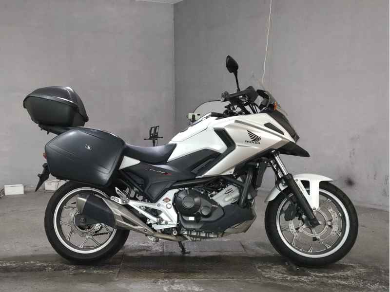 Honda NC750X 2018