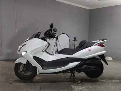 Yamaha Majesty 250