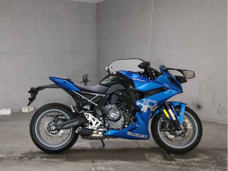 Suzuki GSX-8R 2025