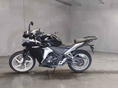 Honda CBR250R 2011