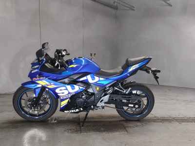 Suzuki GSX250R