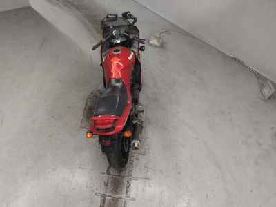 Kawasaki ZX1100E1 2025