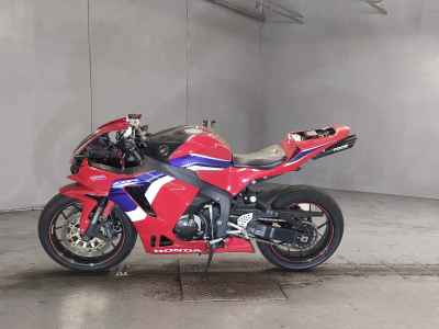 Honda CBR600RR 2021
