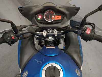 Suzuki GSR250F